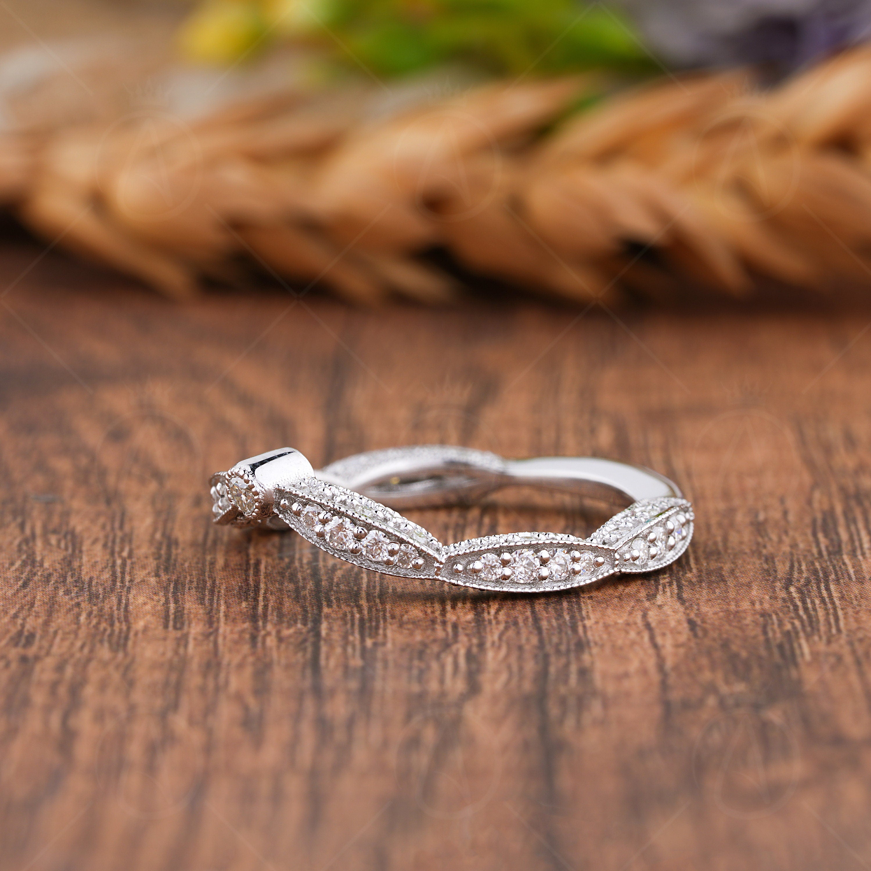 Vintage V Shaped Wedding Band, Chevron Moissanite Ring, Contour Stackable Matching Band For Ring, Art Deco Engagement Ring Jacket, V Shape Band For Ring