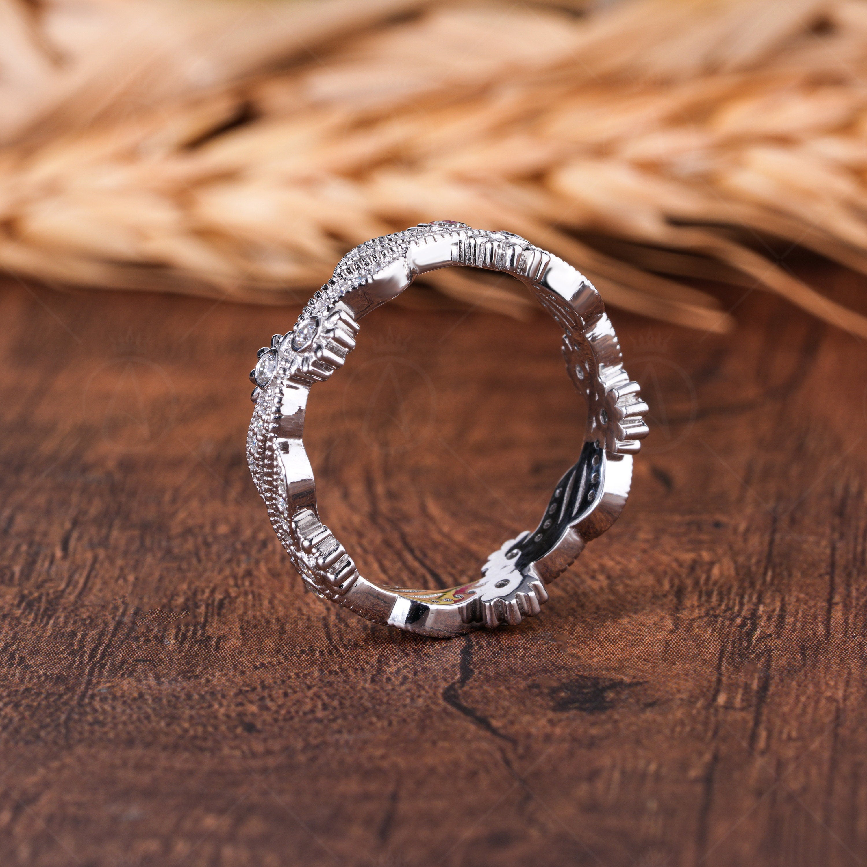 Vintage Filigree Wedding Bands Women Antique Moissanite Diamond Band Flower Anniversary Band Unique Wave Style Eternity Band