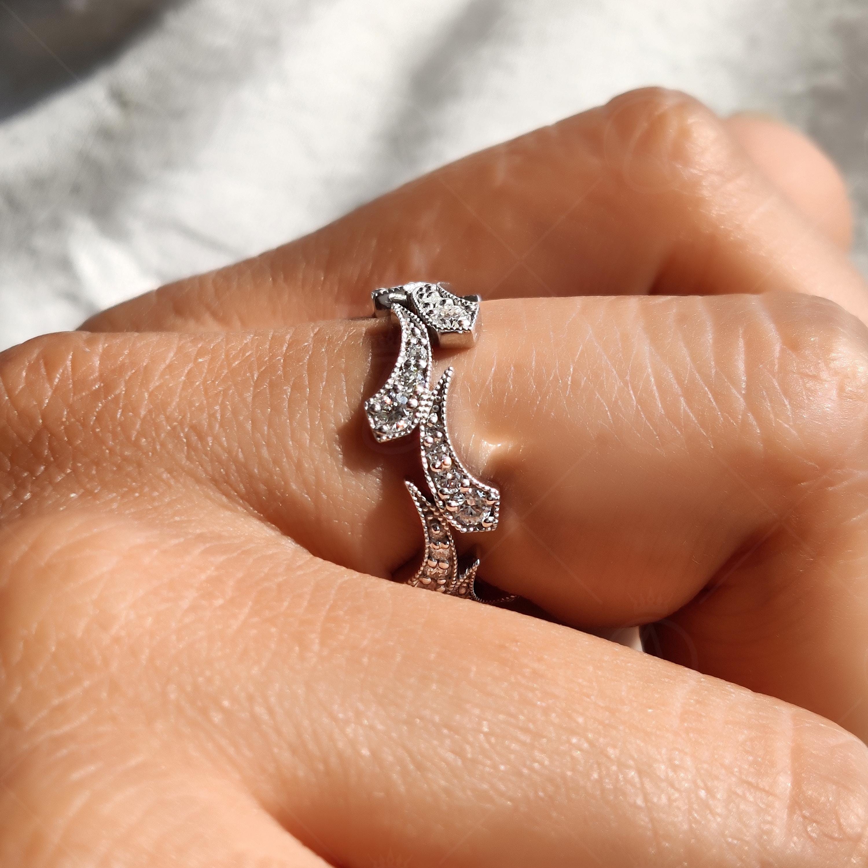 Vintage Moissanite Band, Curved Wedding Band, Art Deco Filigree Ring, Milgrain Stackable Ring, Unique Contour Wedding Ring