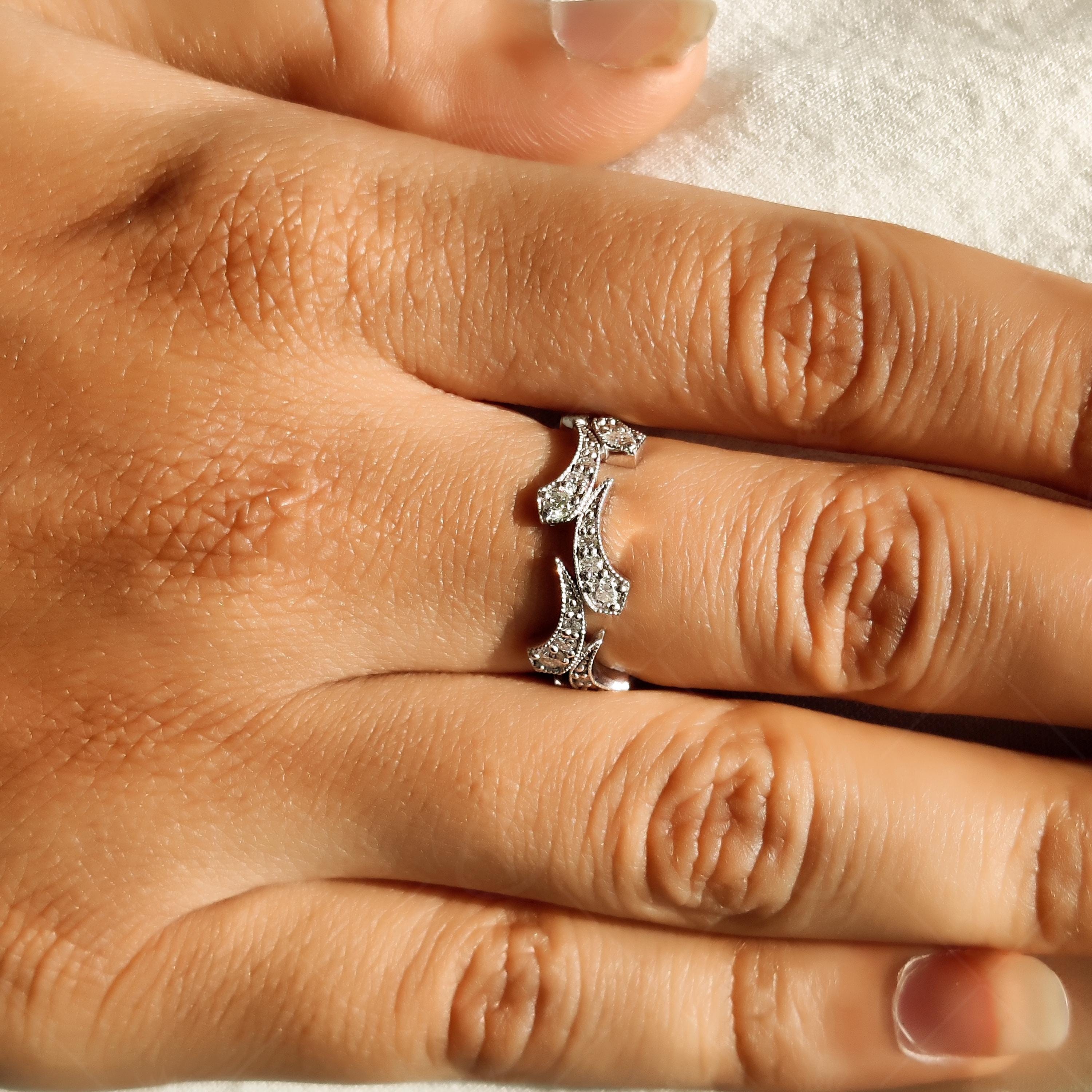 Vintage Moissanite Band, Curved Wedding Band, Art Deco Filigree Ring, Milgrain Stackable Ring, Unique Contour Wedding Ring