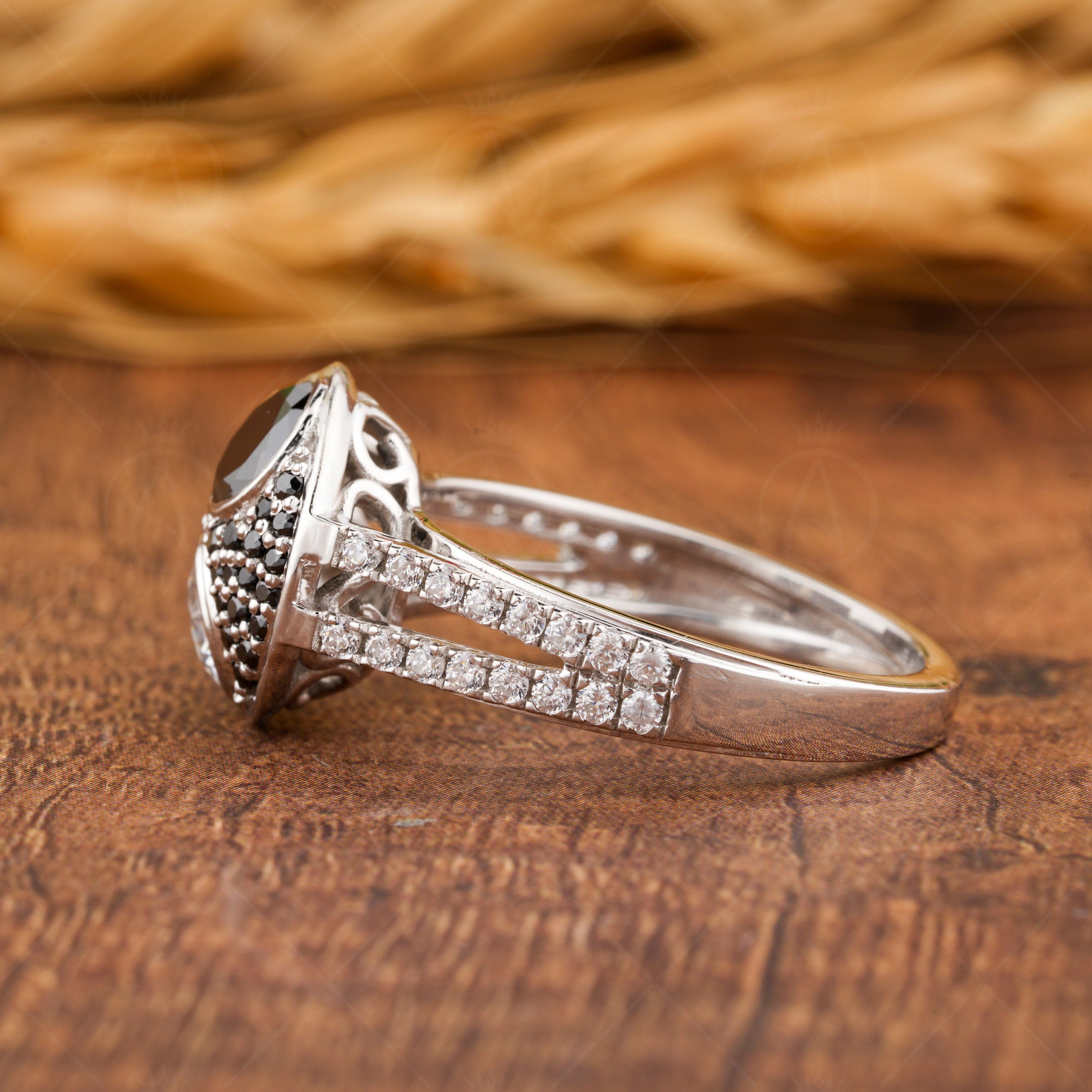 Art Deco Black And White Stone Ring, Signet Style Ring, Moissanite Cluster Engagement Ring, Gold Vintage Pinky Ring, Unique Women's Ring