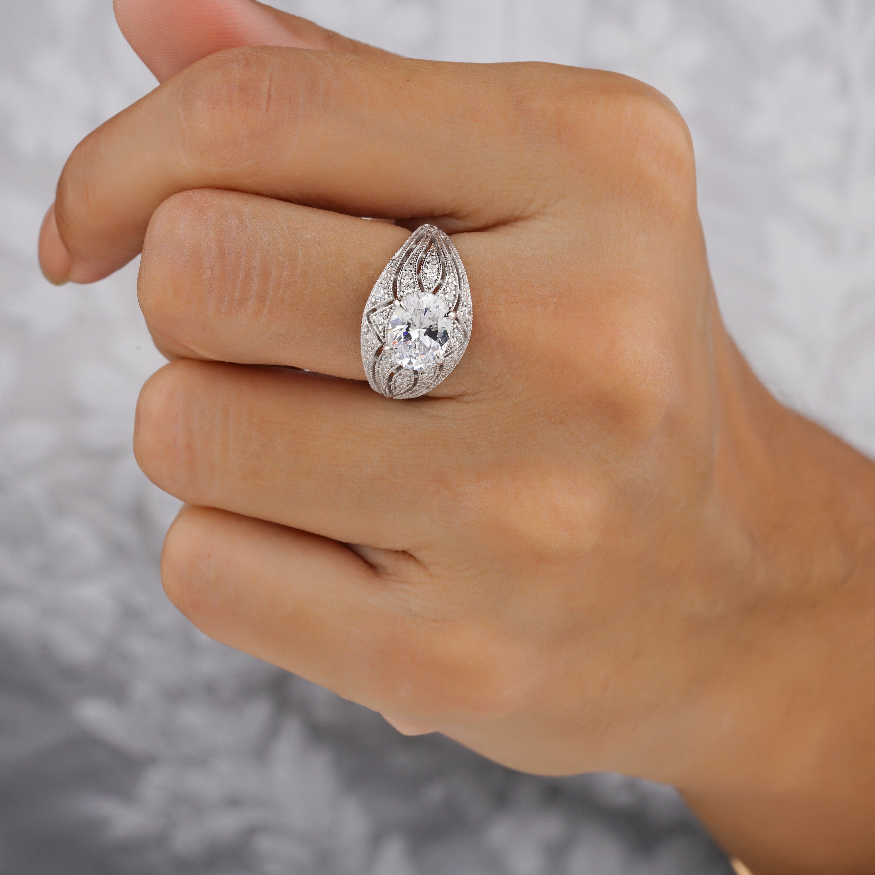 Edwardian Filigree Ring, Antique Art Deco Oval Engagement Ring For Women, Unique Moissanite Milgrain Ring, Solid Gold Horizontal Oval Ring, Vintage Style Ring, Victorian Retro Ring, Antique Oval Ring