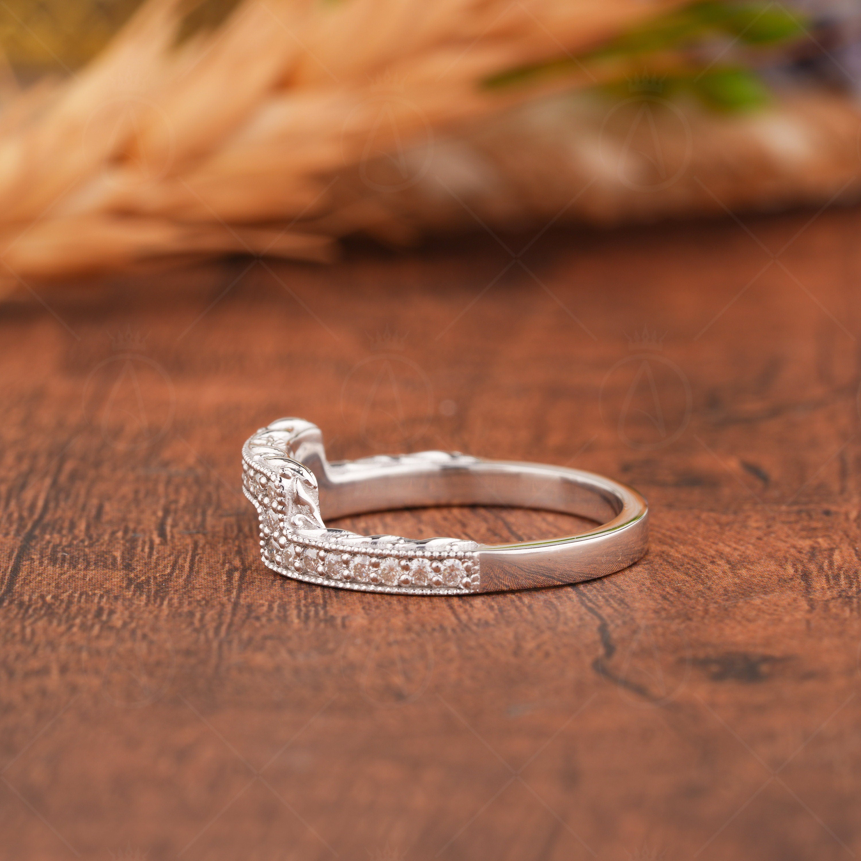 Antique Filigree Band, Curved Wedding Bands Women, Moissanite Curve Stacking Ring, Engraved Enhancer Ring, Carved Contour Stackable Rings