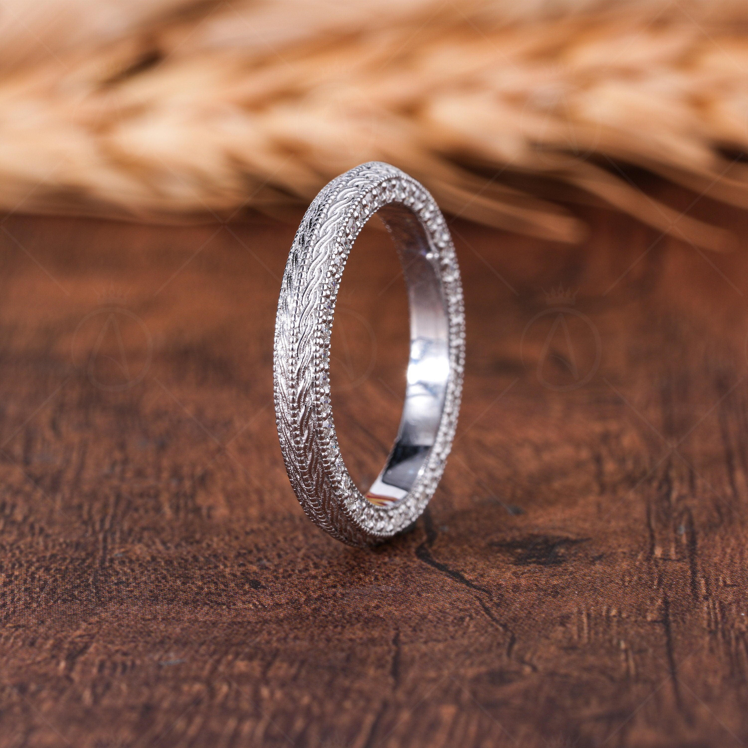 Knife Edge Filigree Womens Wedding Band Antique Vintage Carved Stackable Ring Milgrain Engraved Band Two Sided Pave Moissanite Band