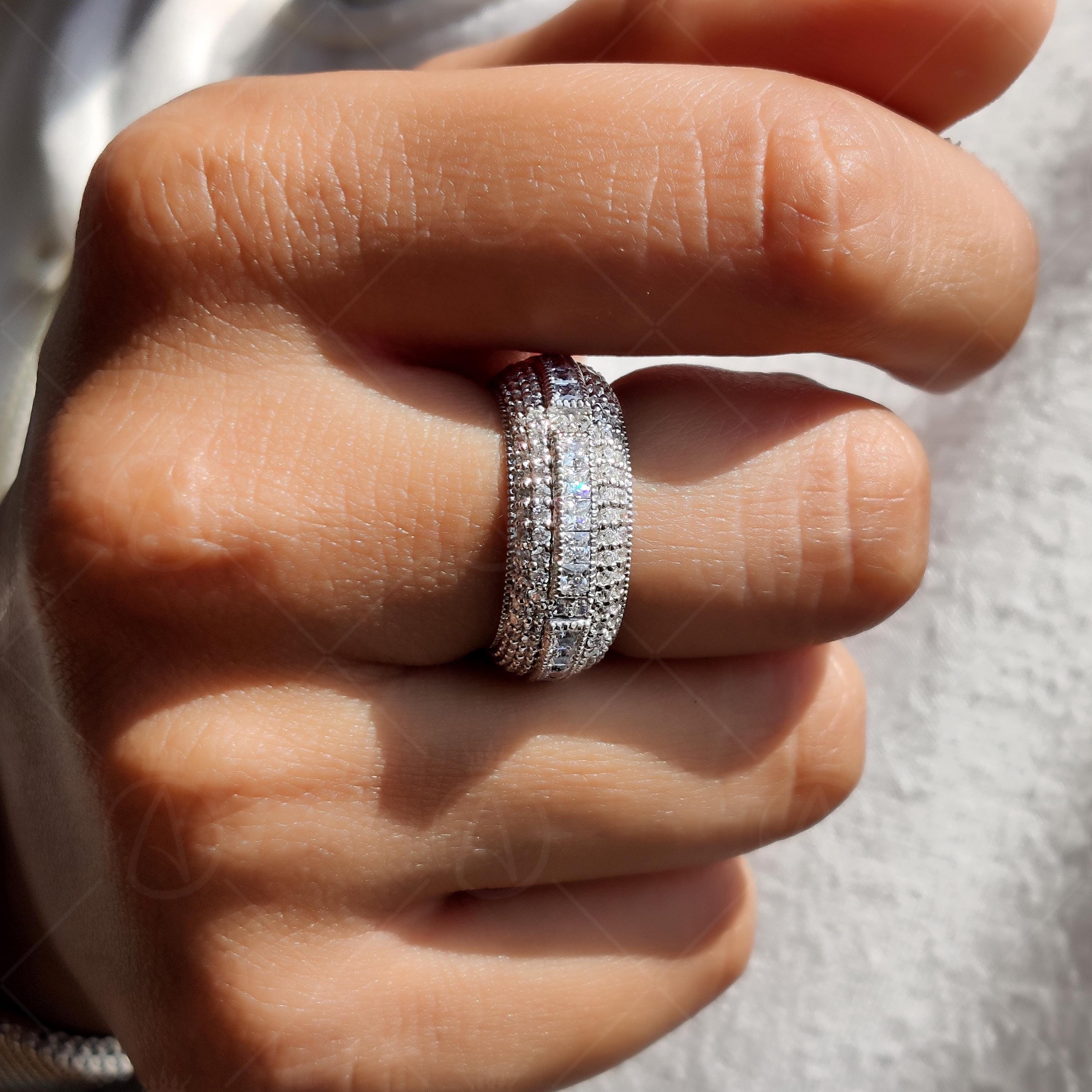 8mm Wide Vintage Wedding Band For Women