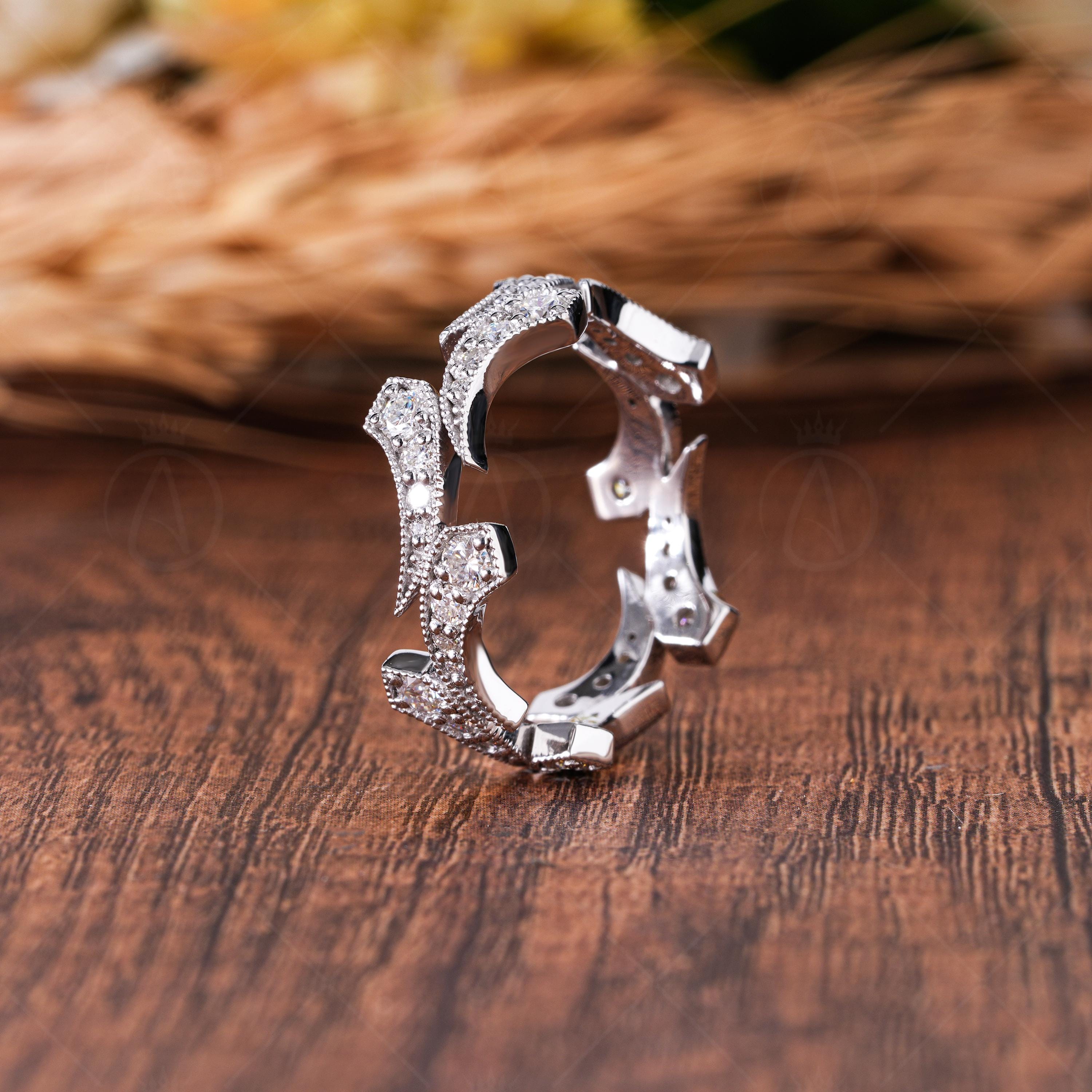 Vintage Moissanite Band, Curved Wedding Band, Art Deco Filigree Ring, Milgrain Stackable Ring, Unique Contour Wedding Ring