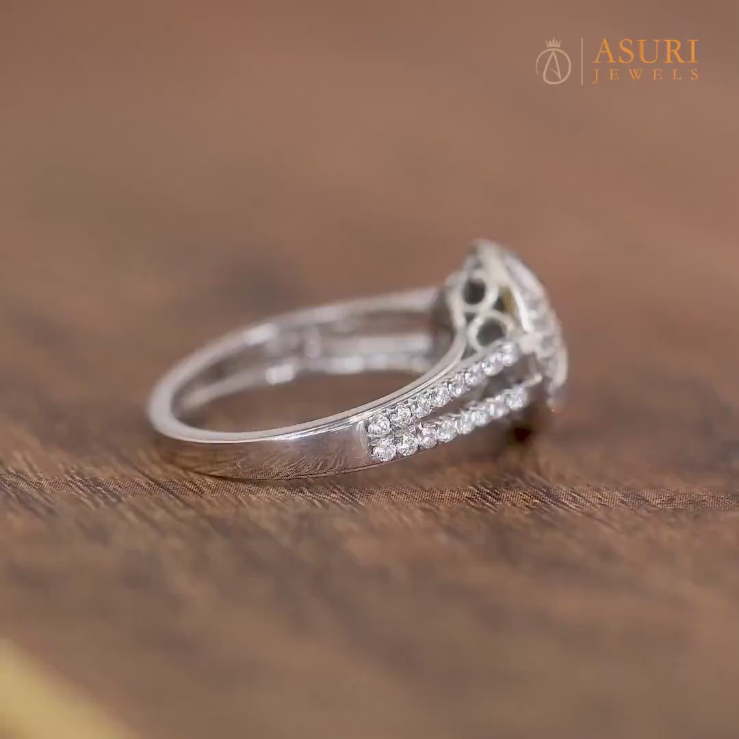 Art Deco Black And White Stone Ring, Signet Style Ring, Moissanite Cluster Engagement Ring, Gold Vintage Pinky Ring, Unique Women's Ring